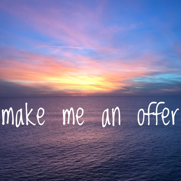 🌺🌸 Meet your Posh Ambassador! 🌸🌺 - Picture 2 of 3